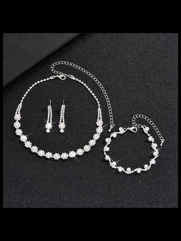 1 set Jewelry  Three-piece Suit Imitation Pearl Necklace Bracelet Earrings Women's Retro Precious Petal Jewelry Set For Wedding Gift