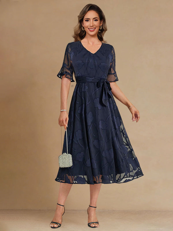 A-Line/Princess Mother of the Bride Dresses Chiffon Floral Printed Wedding Guest Dresses V-Neck Half Sleeves Tea-Length Formal Dresses
