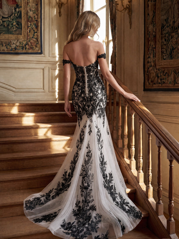 Trumpet/Mermaid Wedding Dresses Sweetheart Off-the-Shoulder Sleeveless Court Train Tulle Dresses With Pleats/Lace/Back Zipper