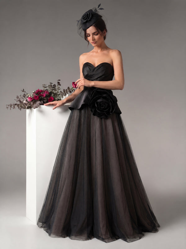 A-Line/Princess Wedding Dresses Sweetheart Sleeveless Sweep Train Satin/Tulle Dresses With Pleats/Floral /Back Zipper