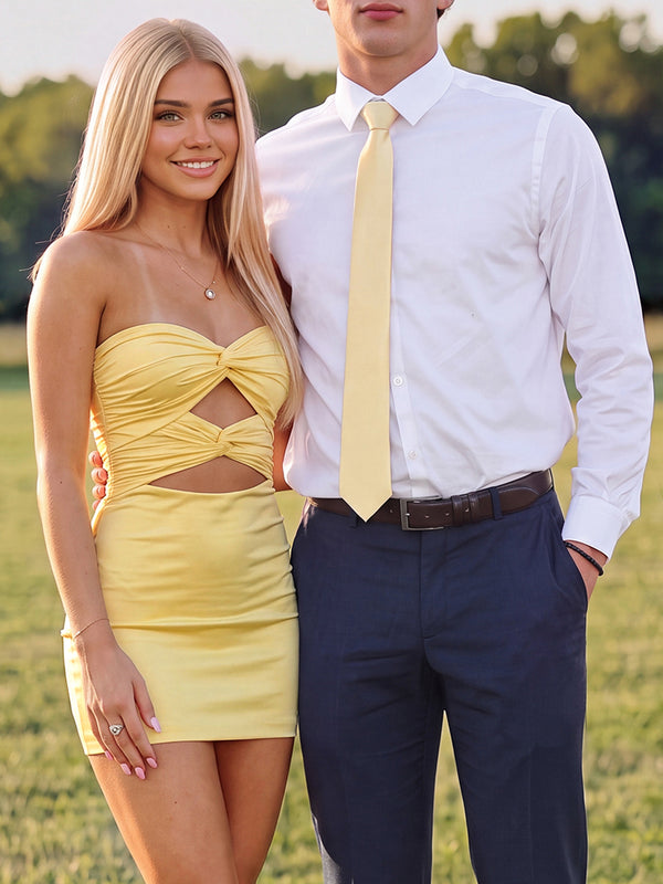 Sheath/Column Homecoming Dresses Bodycon Strapless Sleeveless Short/Mini Satin Dresses With Pleats/Cutouts/Back Zipper
