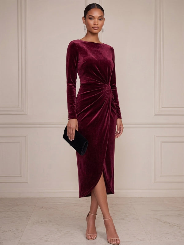 Sheath/Column Cocktail Dresses Velvet Scoop Neck Long Sleeves Tea-Length Formal Dresses With Pleats/Back Zipper